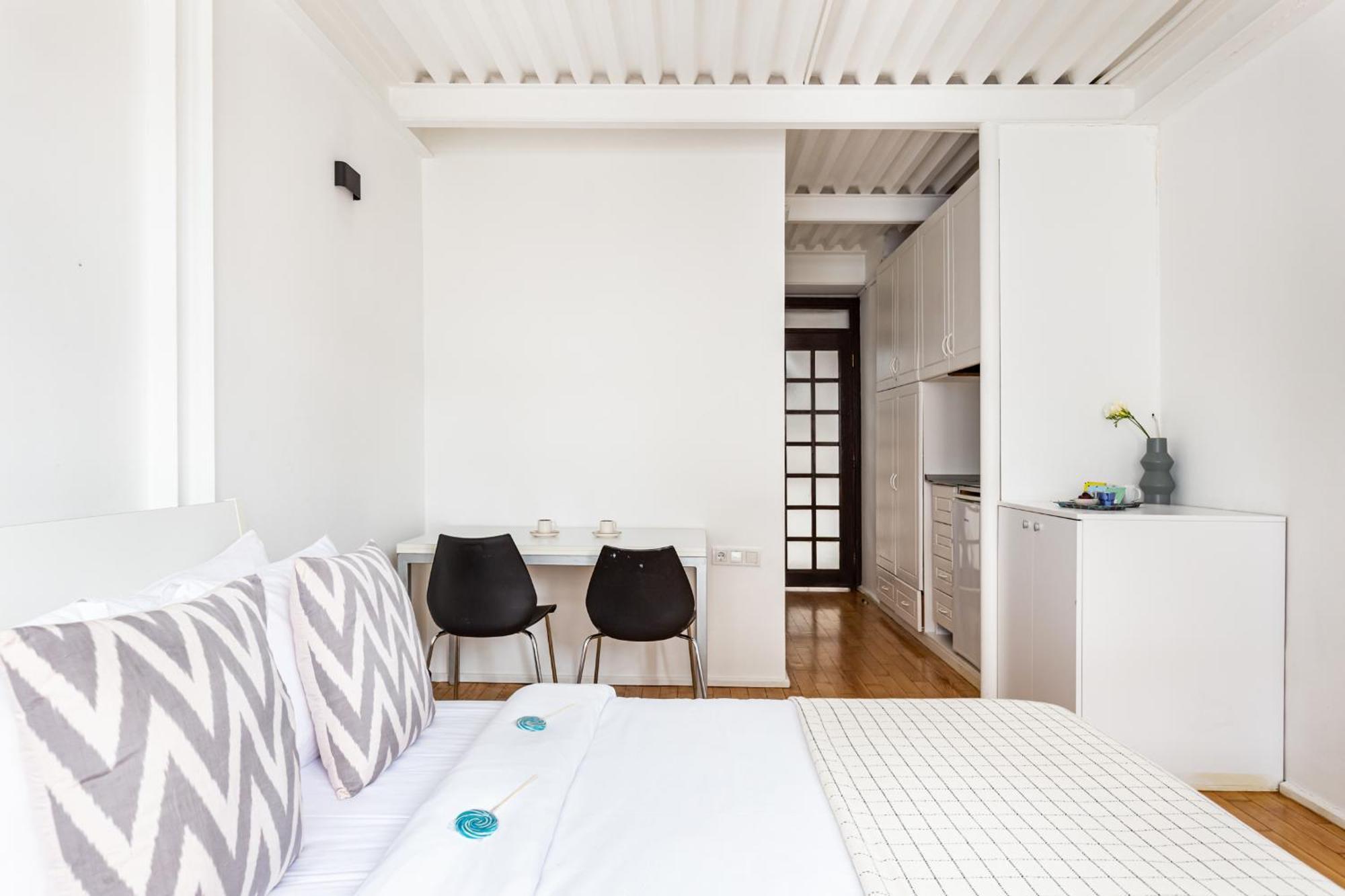 Blue Pera House Villa Истанбул Екстериор снимка